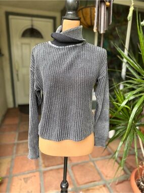 Ten Sixty Sherman Gray Ribbed Turtleneck Sweater